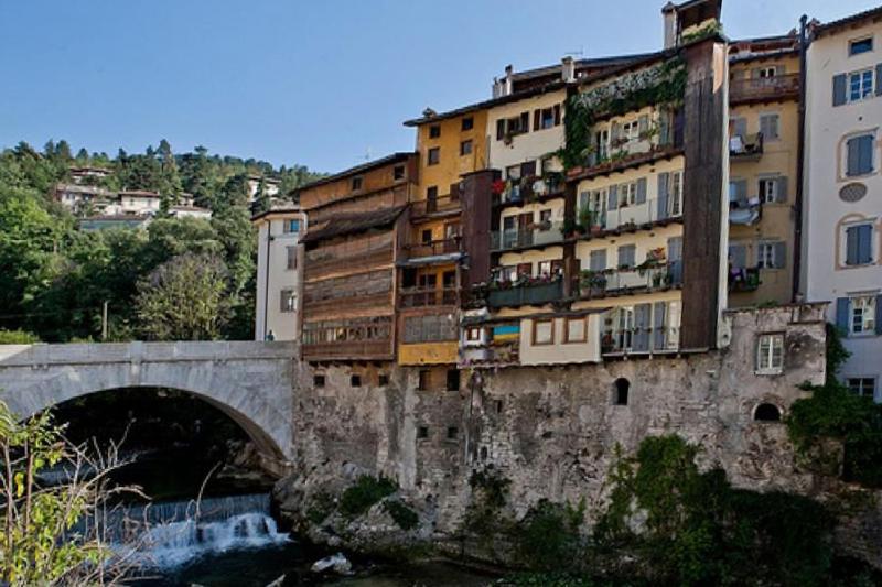 La Veranda Sul Leno Rovereto  Exteriör bild